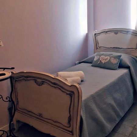 Отель Gioia Chic & Economy Джоя-Тауро Экстерьер фото